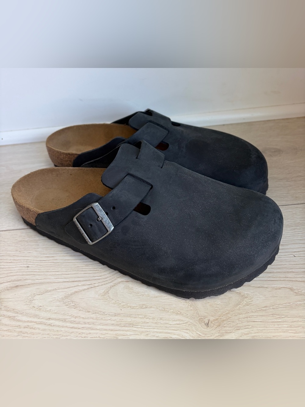 Men's Birkenstock Boston Oiled Leather Black Clog 42 Men’s 9-9.5